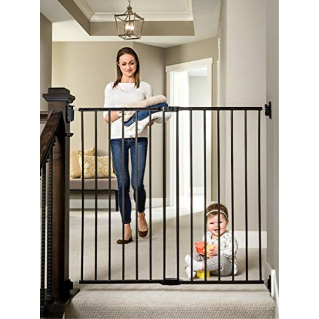 Regalo Extra Tall Stairway y Hallway Walk Through Baby Gate, Negro - -618998012556-0